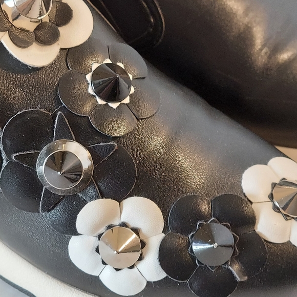 Black White Flower Embellished Slipon Sneakers - Picture 8 of 16